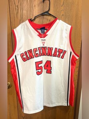 Cincinnati Bearcats #54 White Basketball Jersey Adult XL Champs